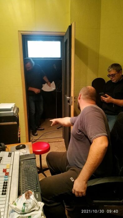 202112-studio-old-angels-band-17