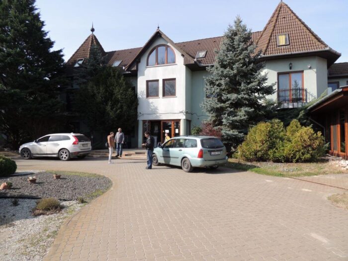 old_angels_band_20240321_000