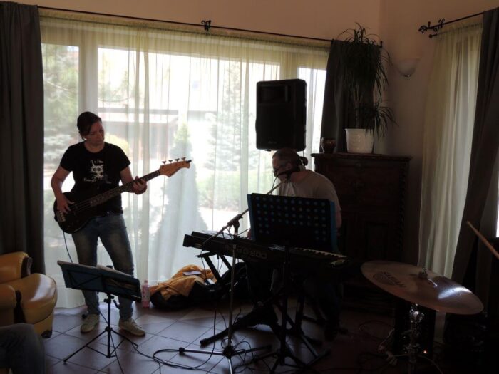 old_angels_band_20240321_016