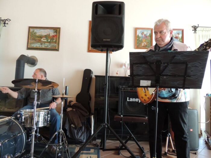 old_angels_band_20240321_019