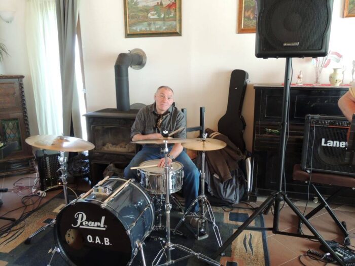 old_angels_band_20240321_024