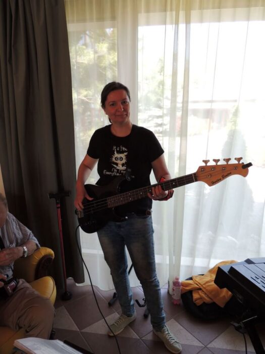 old_angels_band_20240321_042