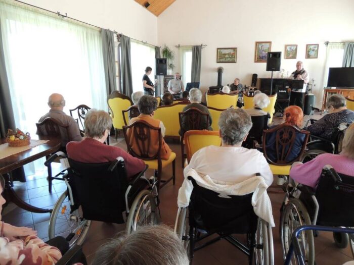 old_angels_band_20240321_053