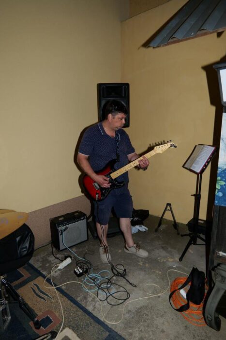 old_angels_band_20240525_buszos_002