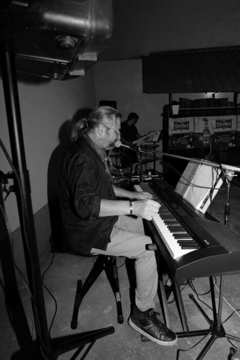 old_angels_band_20240525_buszos_008