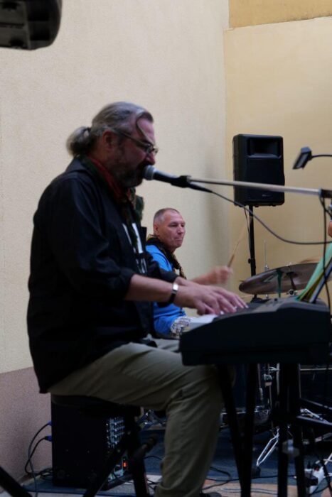 old_angels_band_20240525_buszos_023