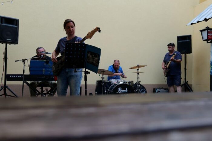 old_angels_band_20240525_buszos_059