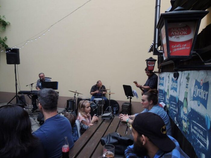 old_angels_band_buszos_kecskemet_20240512_045