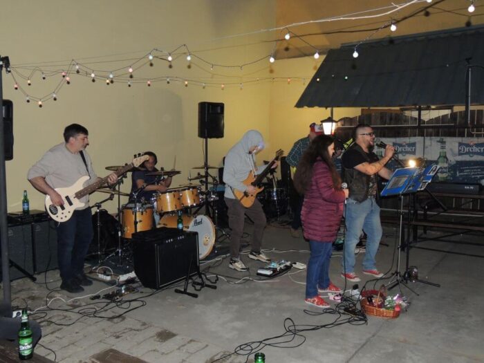 old_angels_band_scharlotte_rhodes_20250308_buszos_031