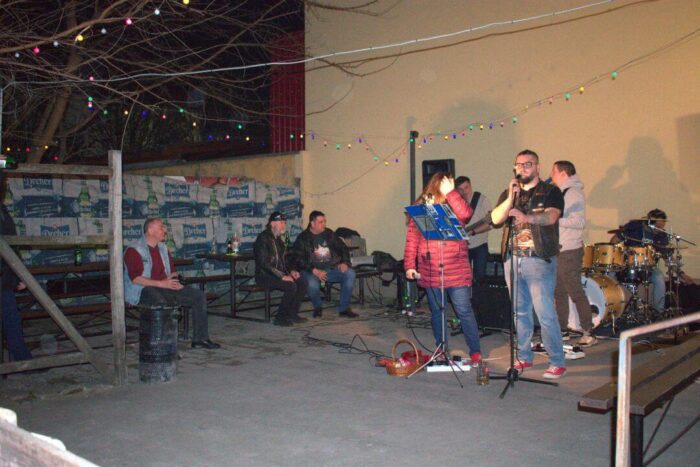 old_angels_band_scharlotte_rhodes_20250308_buszos_063