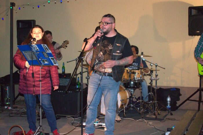 old_angels_band_scharlotte_rhodes_20250308_buszos_068